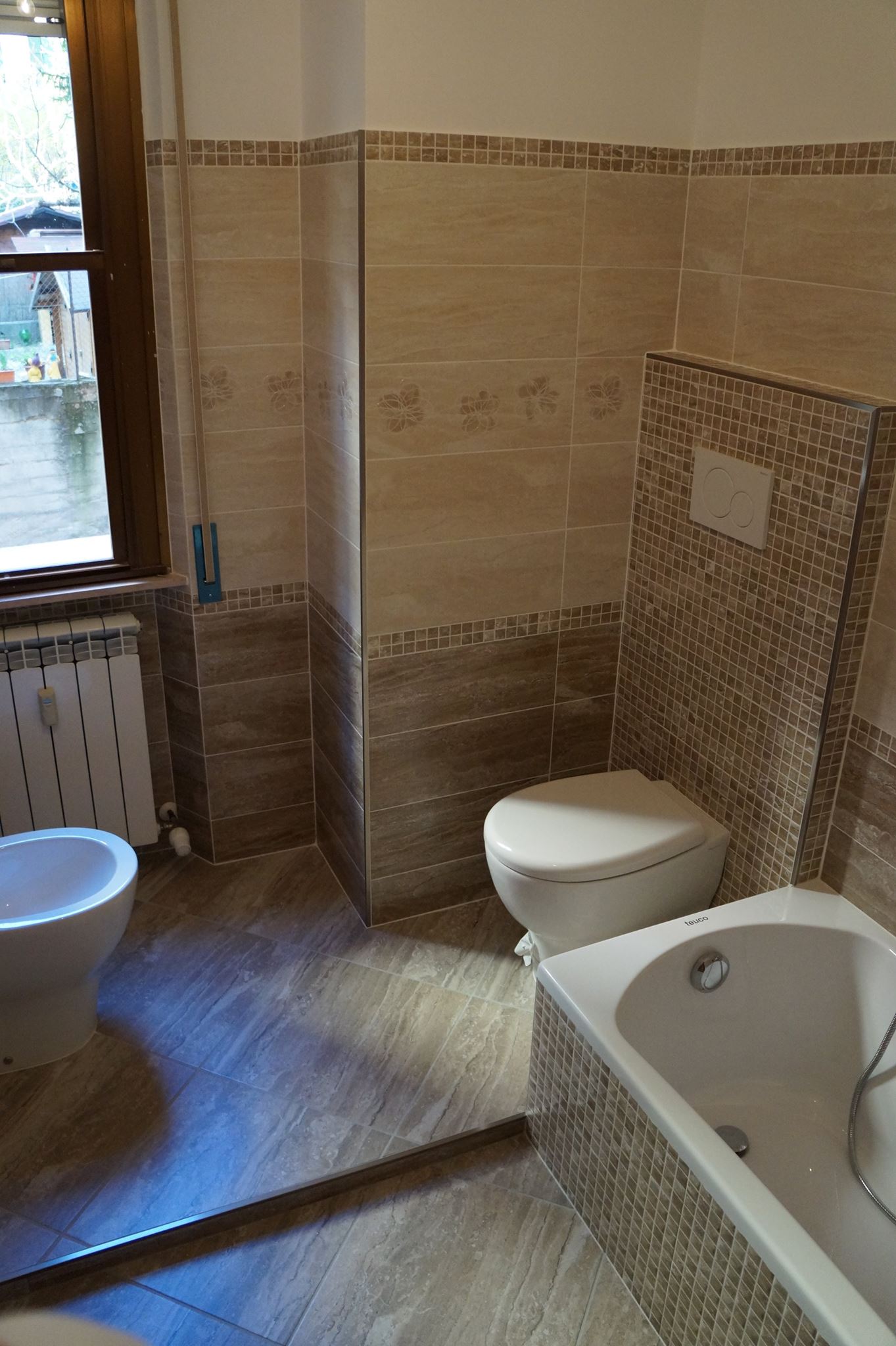 Montaj faianță și gresie baie premium