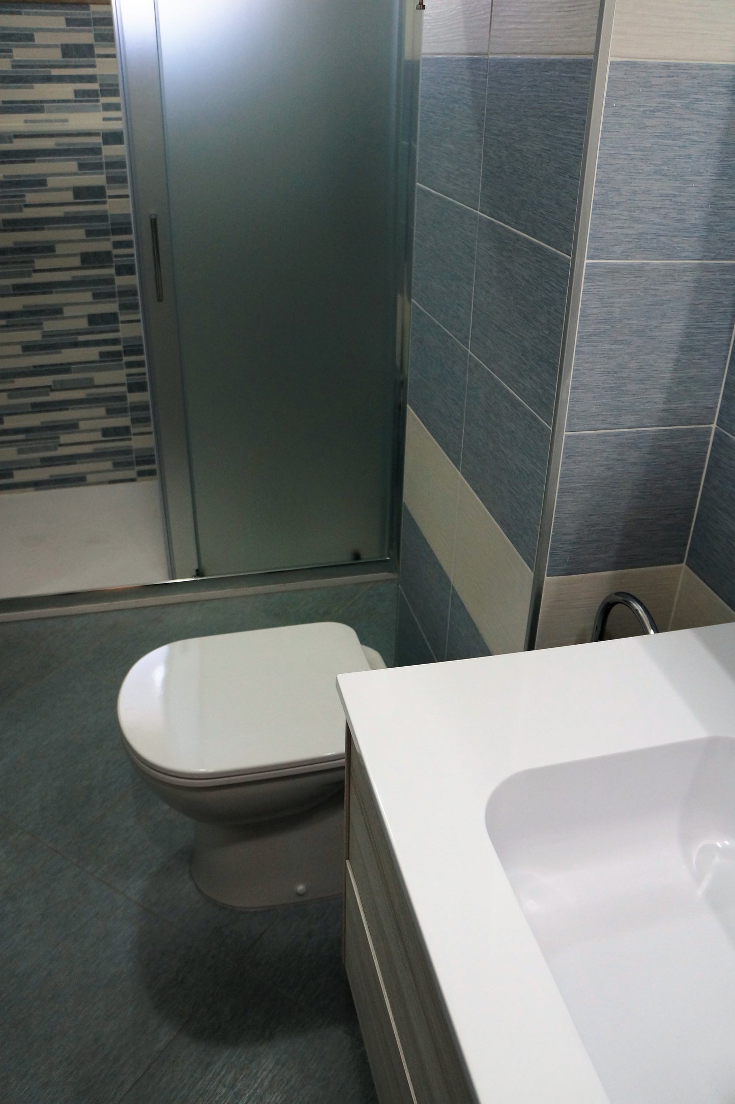 Montaj faianță și gresie baie premium