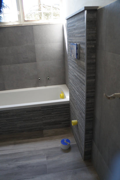 Montaj faianță și gresie baie premium