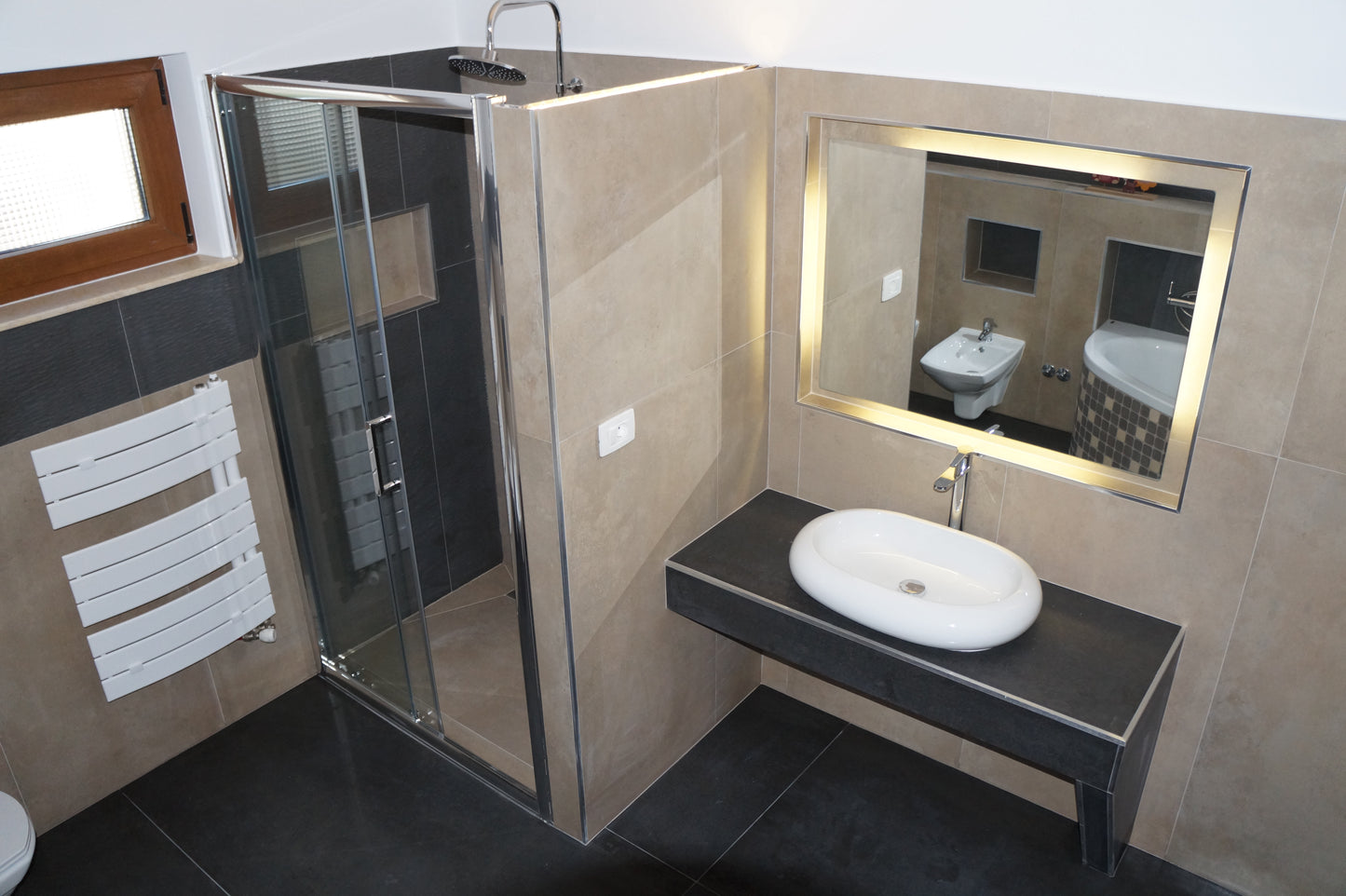 Renovare baie modernă - Suceava