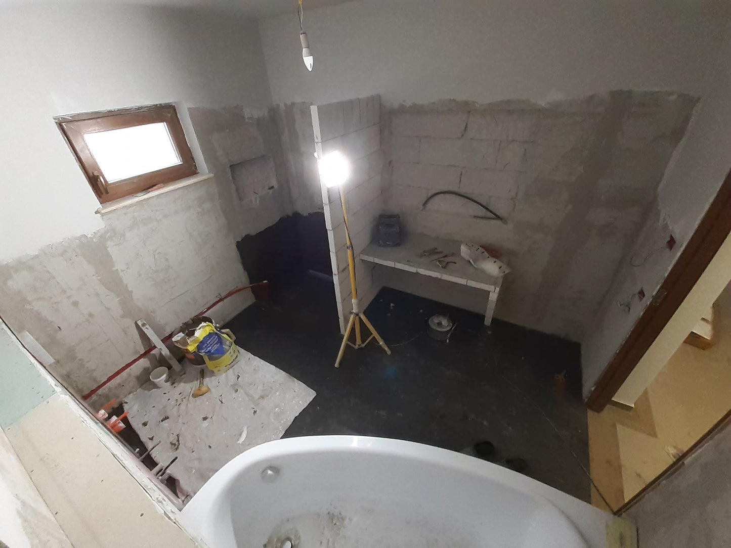 Renovare baie modernă - Suceava